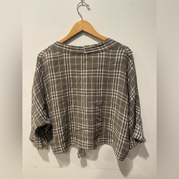 Storia plaid button down tie front top Size Small - Picture 5 of 5